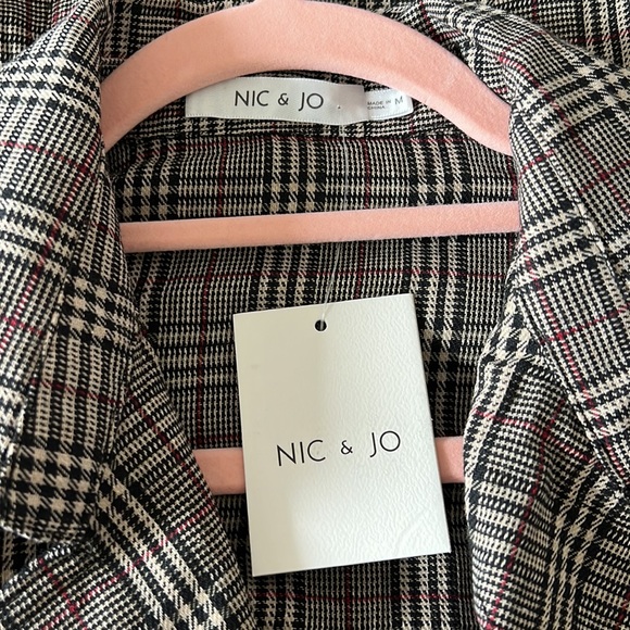Brand New Nic & Jo Plaid Women’s Coat Medium Size - Picture 6 of 8